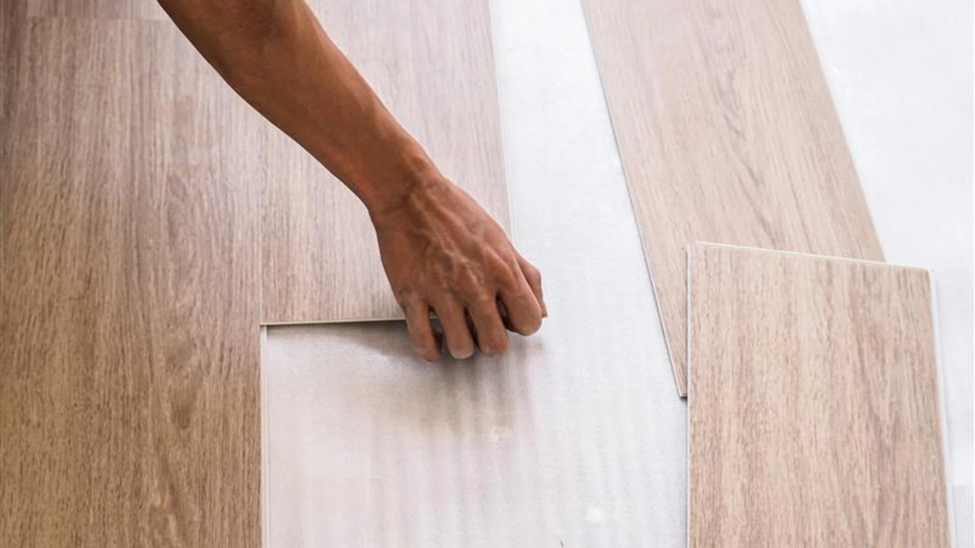 Piso_Vinílico_cuidados_na_instalação_que_garantem_durabilidade_e_estilo