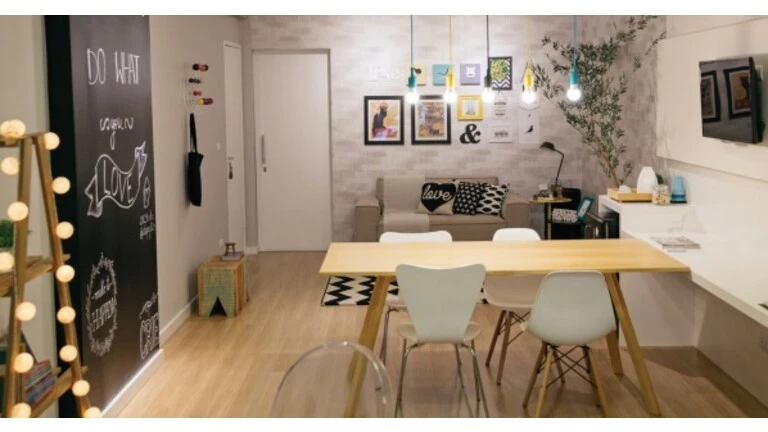 Sala com Piso Laminado